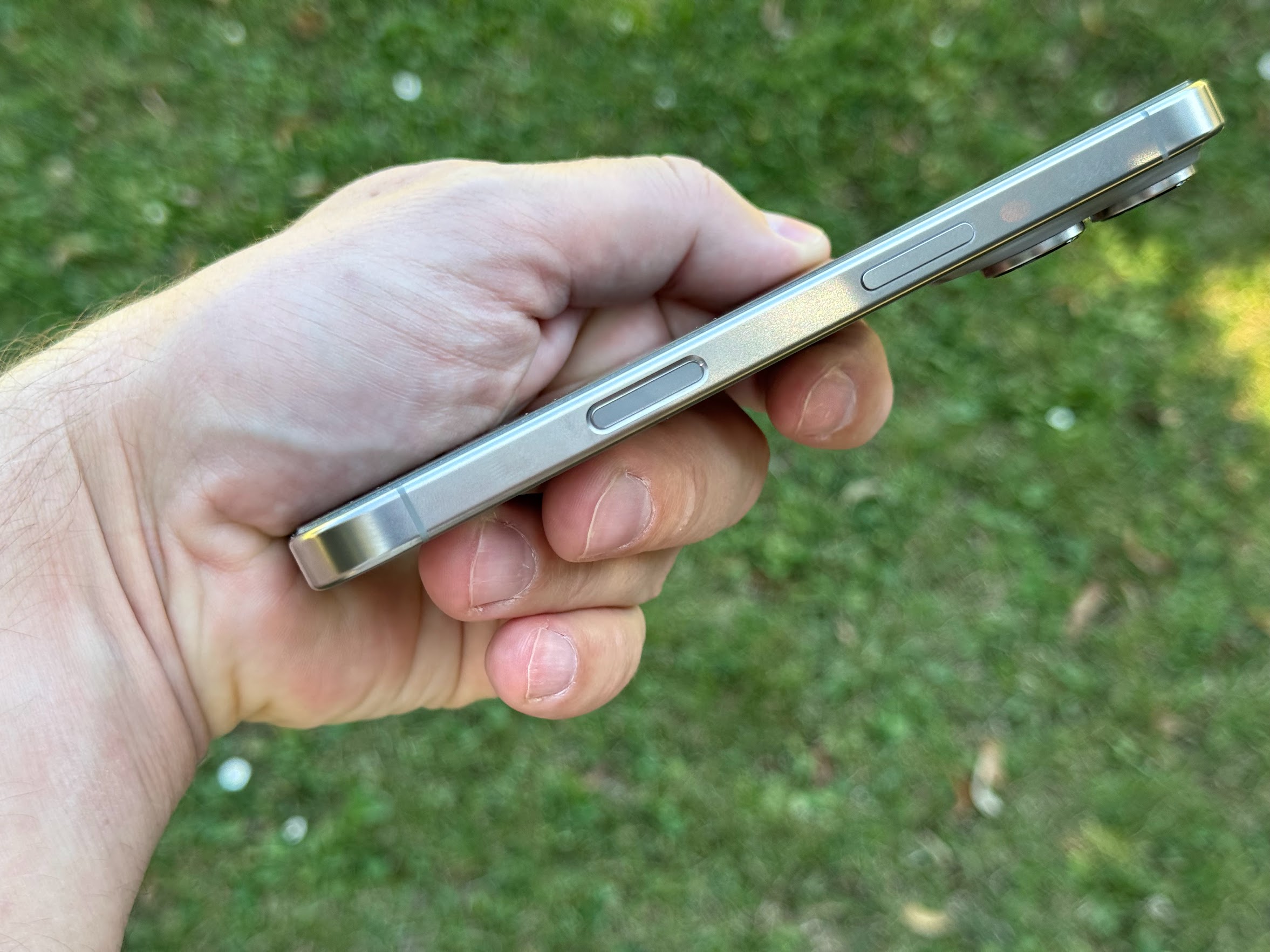 iPhone 16 Pro Camera Control