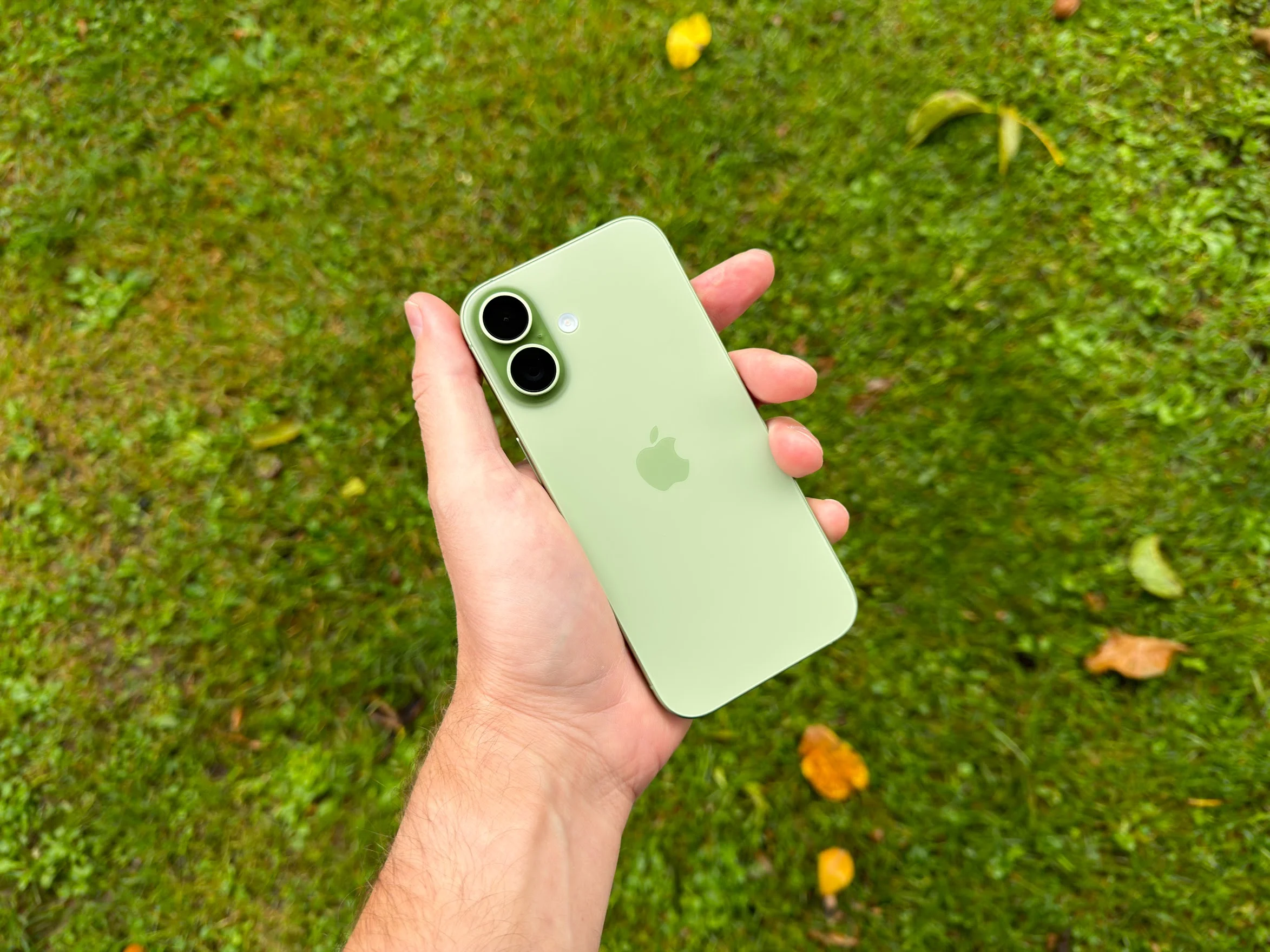 iPhone 17