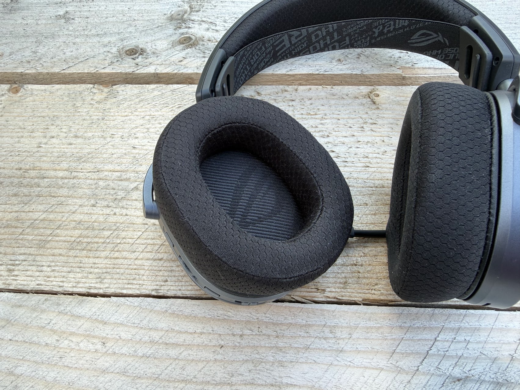 ASUS ROG Pelta