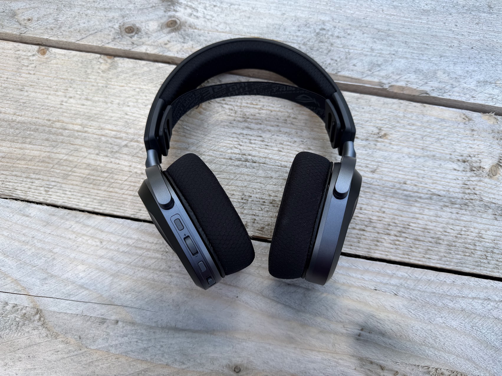 ASUS ROG Pelta