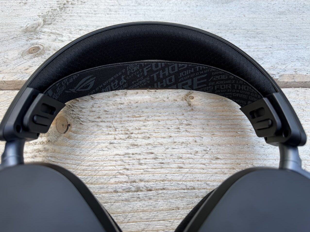 ASUS ROG Pelta