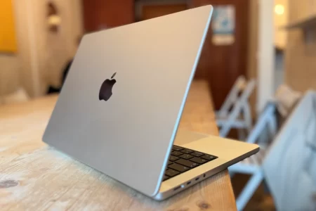 Apple MacBook Pro M5