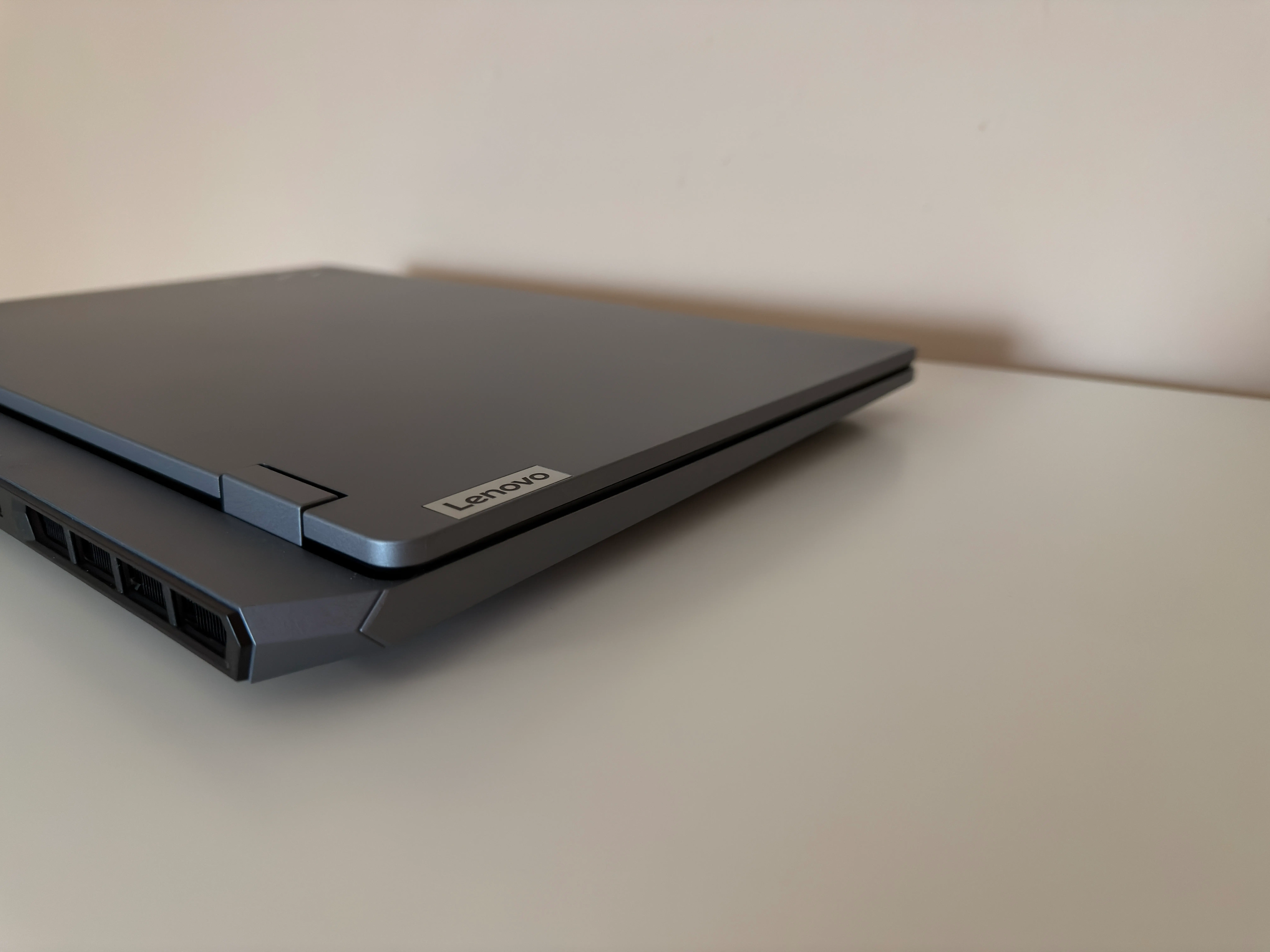 Lenovo LOQ 15IRX10 13
