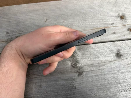 iphone 17e test