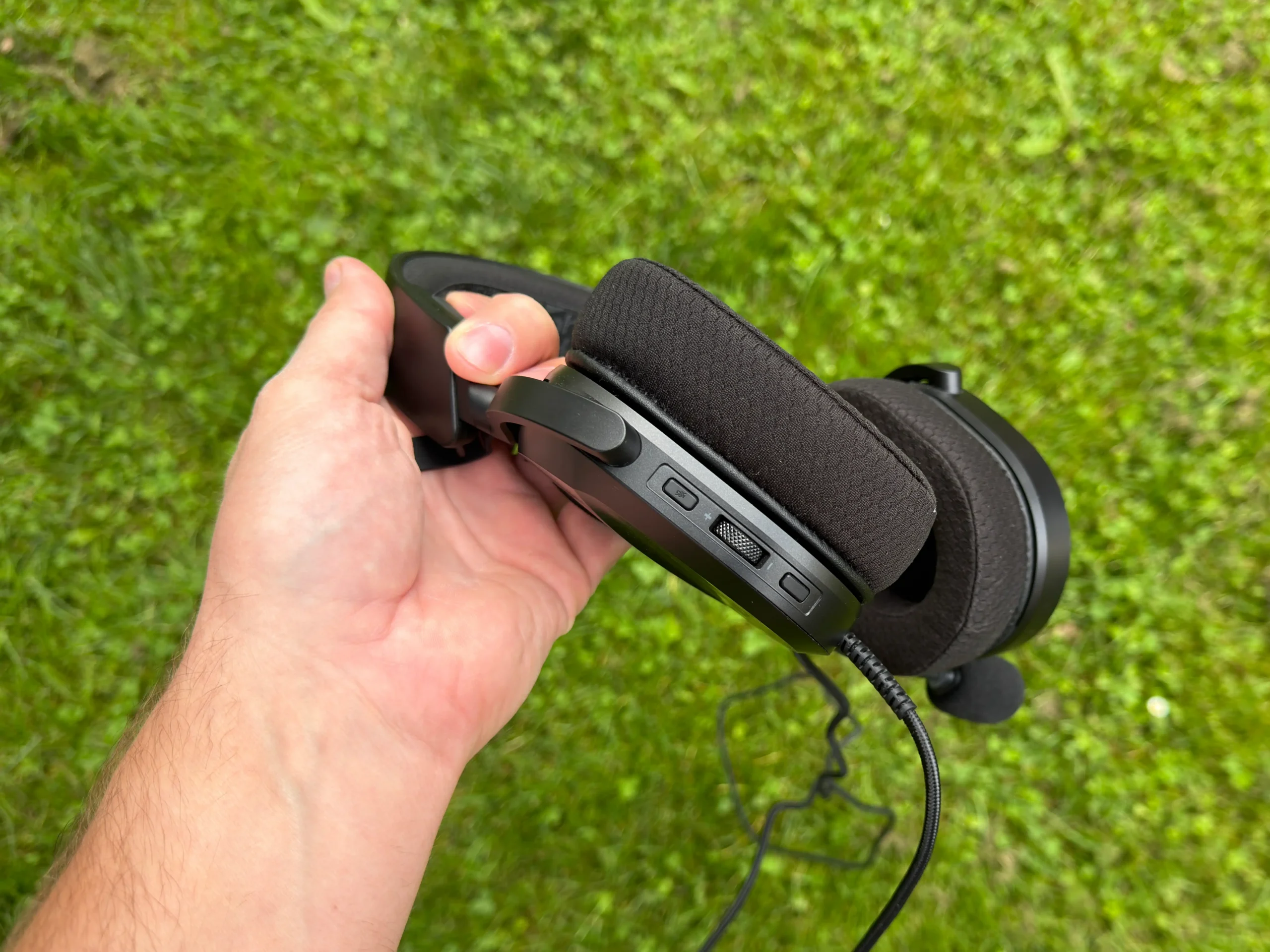 asus rog pelta core