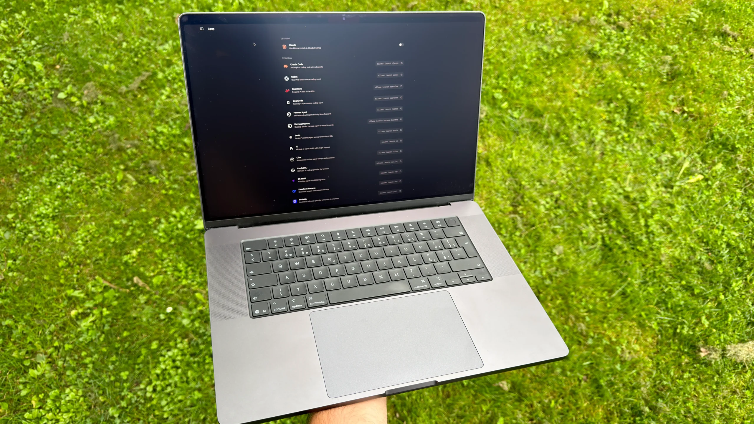 macbook pro ai modely test 2 MacBook Pro AI modely test