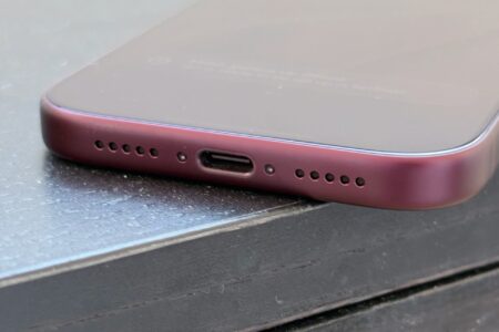 iPhone 18 Pro ze všech stran